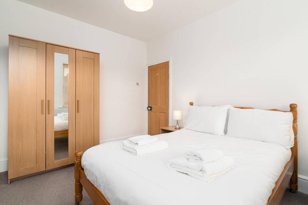Guestready - Modern 2-Bed For 4 In Golders Green! Лондон Экстерьер фото